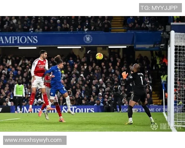 英超焦点战切尔西十人应战1-1战平阿森纳主场七年不胜主帅怒斥裁判判罚